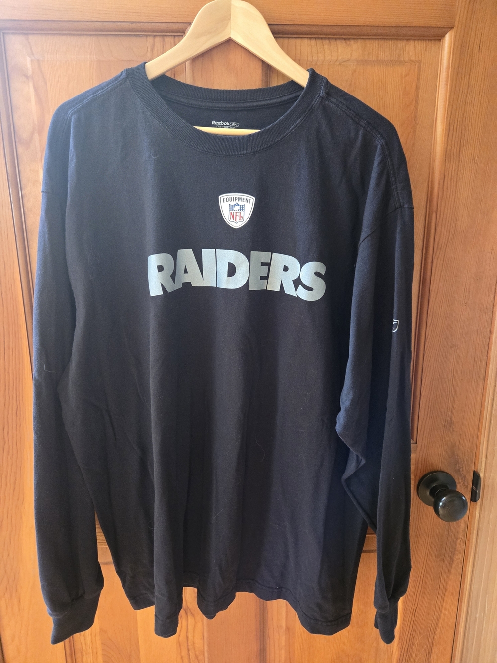 XXL Reebok Black Raiders Long Sleeve Tee with Gray Logo